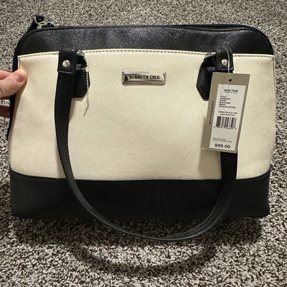 NWT Kenneth Cole purse